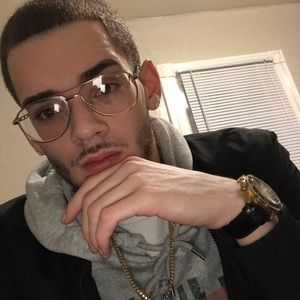 Meet your Posher, Angel